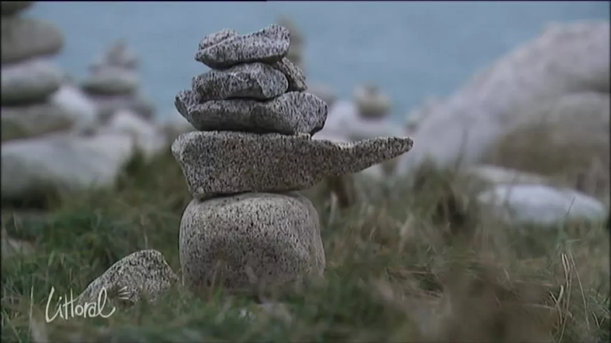 Le secret des cairns Le secret des cairns