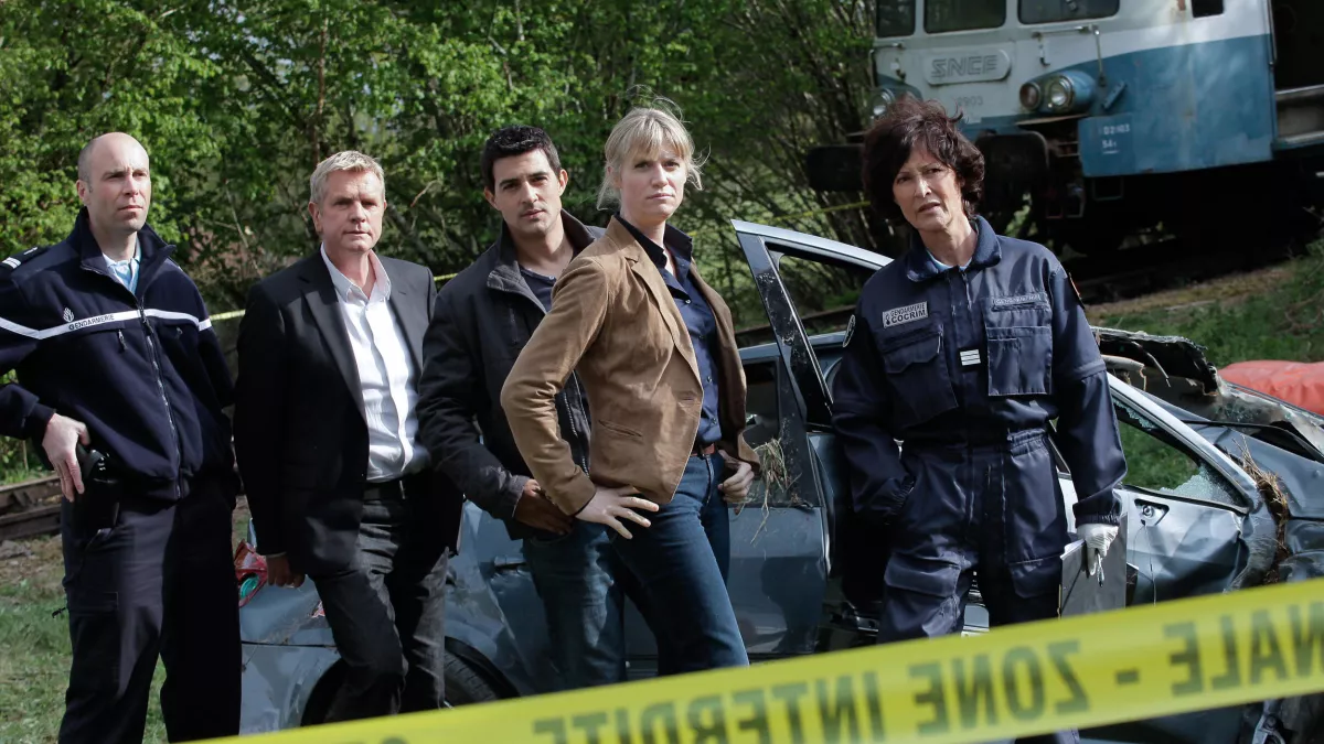 © TF1 SECTION DE RECHERCHES - Saison 7