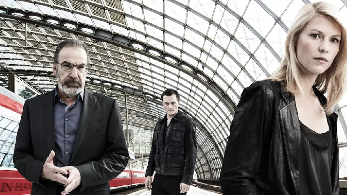 HOMELAND SAISON 5 SERIE AMERICAINE AVEC CLAIRE DANES, MANDY PATINKIN… #REUNION 1ERE HOMELAND SAISON 5 SERIE AMERICAINE AVEC CLAIRE DANES, MANDY PATINKIN… #REUNION 1ERE