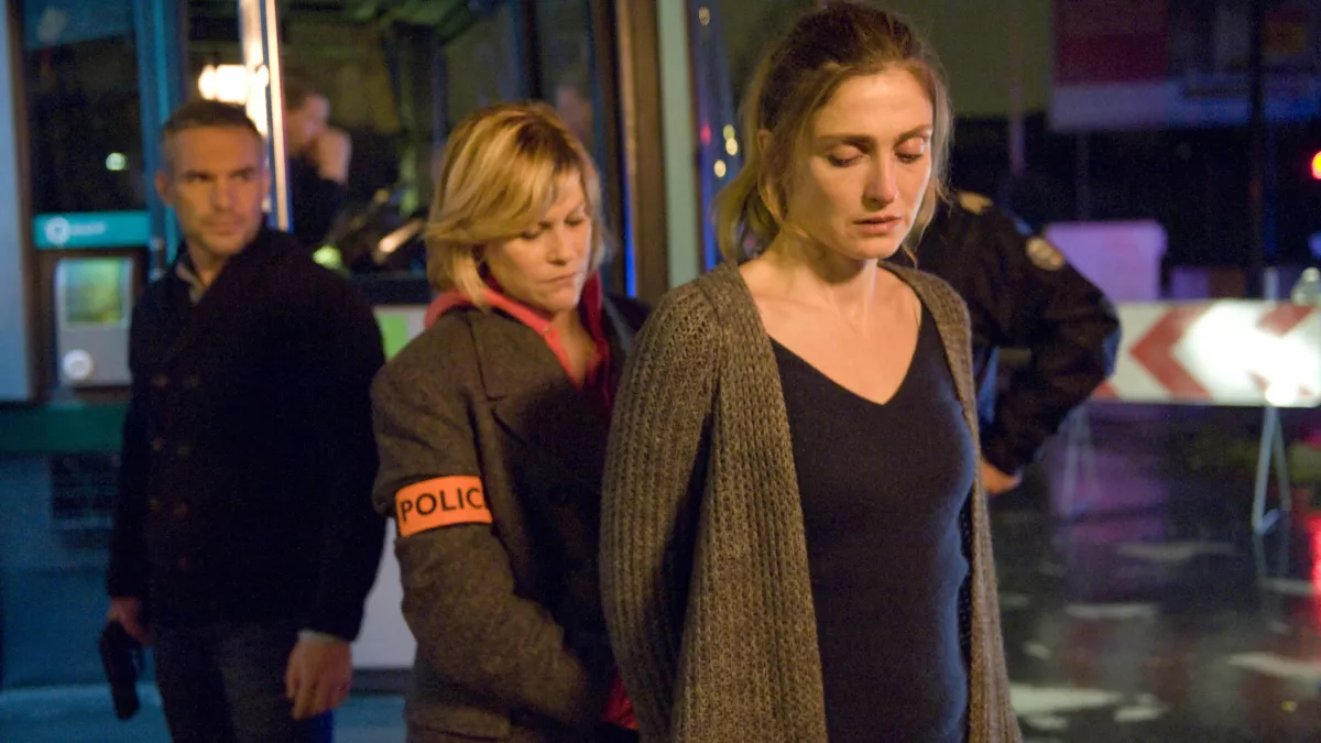 PROFILAGE SERIE POLICIERE AVEC ODILE VUILLEMIN, PHILIPPE BAS… #REUNION 1ERE PROFILAGE SERIE POLICIERE AVEC ODILE VUILLEMIN, PHILIPPE BAS… #REUNION 1ERE