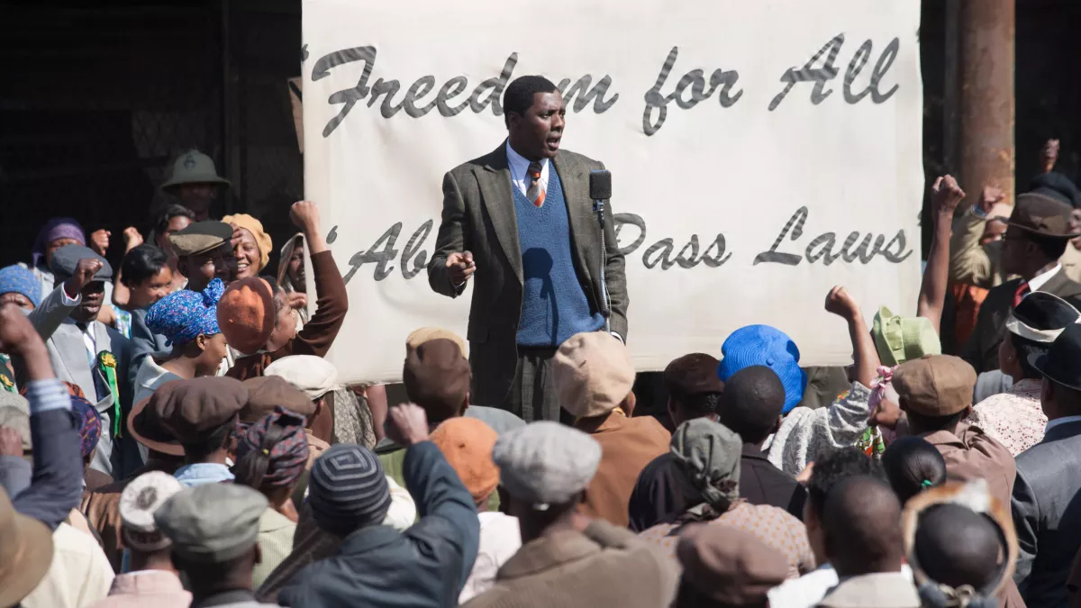 © Keith BERNSTEIN - 2013 Long Walk To Freedom (Pty) Ltd MANDELA, UN LONG CHEMIN VERS LA LIBERTE