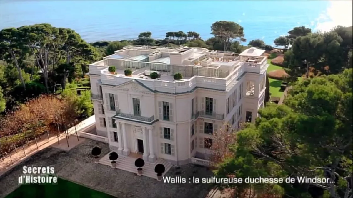 SECRETS D’HISTOIRE - WALLIS : LA SULFUREUSE DUCHESSE DE WINDSOR #rREUNION 1ERE SECRETS D’HISTOIRE - WALLIS : LA SULFUREUSE DUCHESSE DE WINDSOR #rREUNION 1ERE