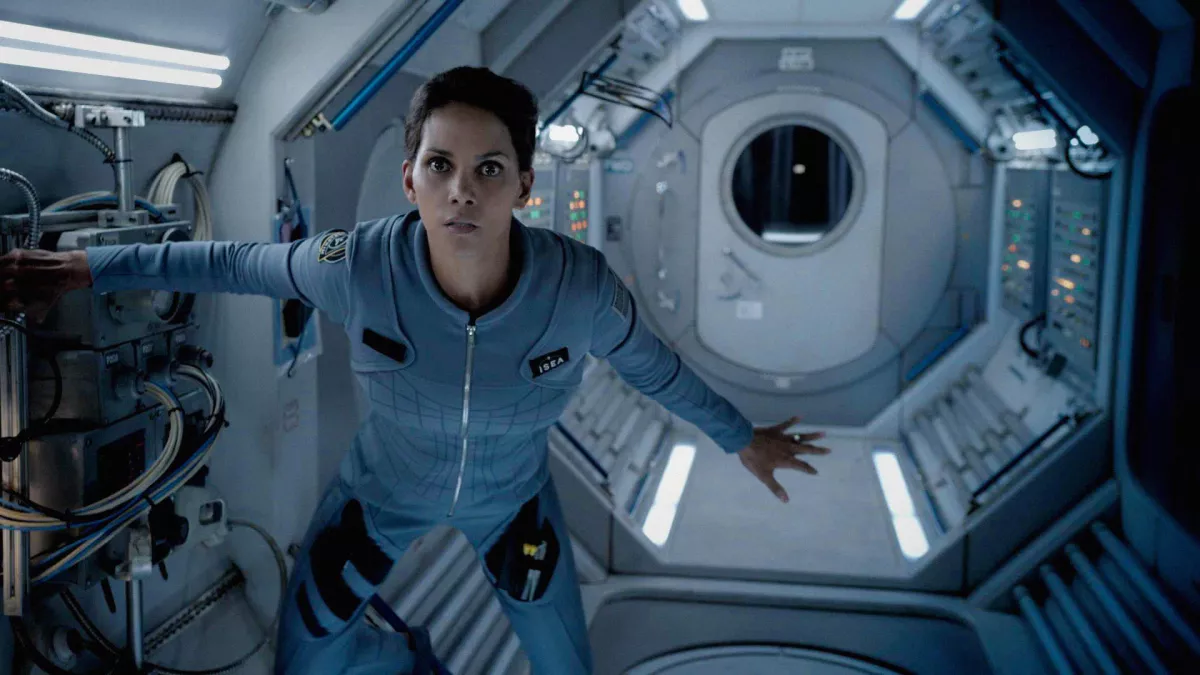 ©2014 CBS Broadcasting, Inc. All Rights Reserved EXTANT - Saison 1