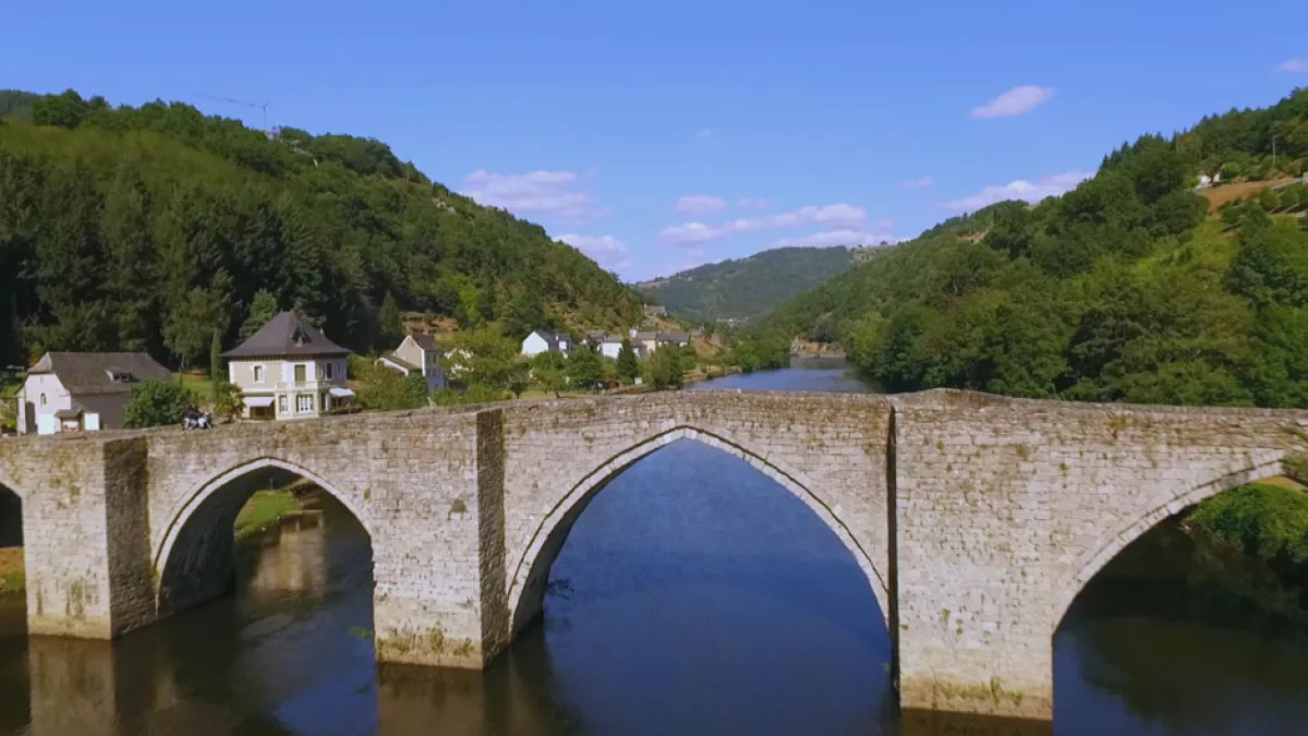 Le pont d'Entraygues Le pont d'Entraygues