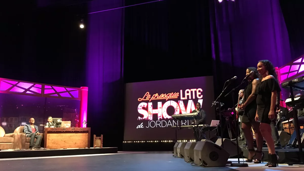 @service communication/Guadeloupe 1ère le plateau du Presque Late Show