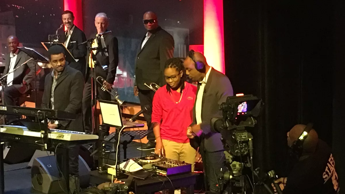 LE PRESQUE LATE SHOW Jérôme boécasse@comunicationguadeloupe1ere