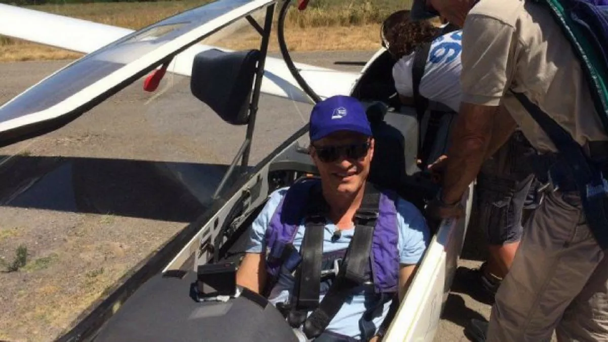 Pierjean Frison dans un planeur Pierjean Frison dans un planeur