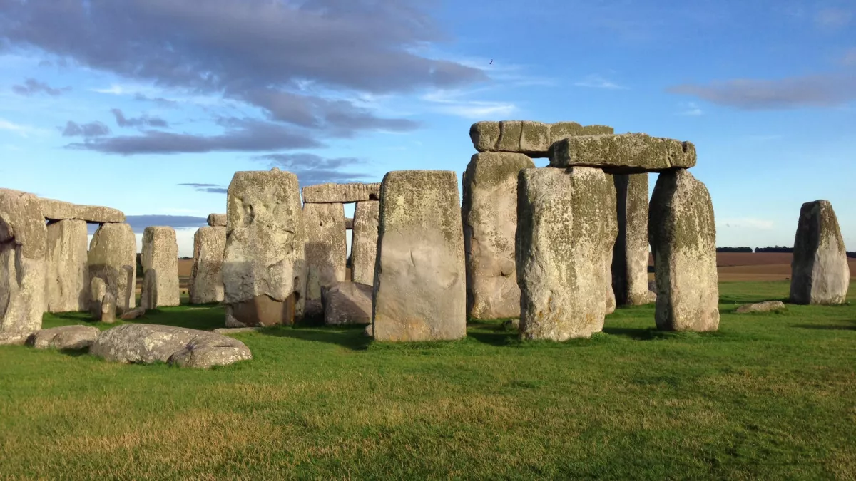 © OCTOBER FILMS OPERATION STONEHENGE