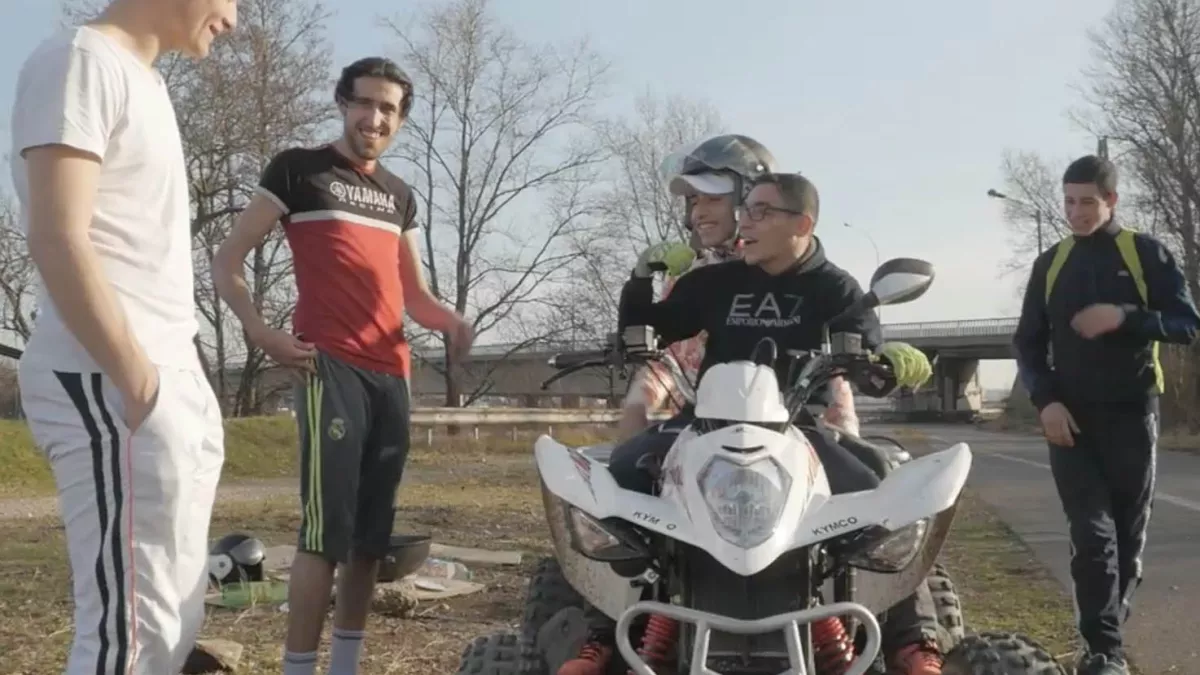 Documentaire : Mehdi, Wassim, isabelle et les autres - Chroniques de mon quartier Documentaire : Mehdi, Wassim, isabelle et les autres - Chroniques de mon quartier
