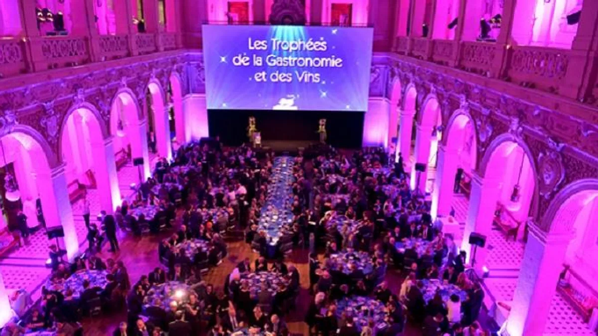 Emission spéciale : LES 10èmes TROPHÉES DE LA GASTRONOMIE ET DES VINS Emission spéciale : LES 10èmes TROPHÉES DE LA GASTRONOMIE ET DES VINS