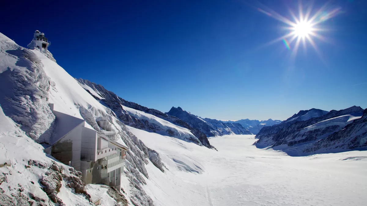 DES STATIONS PAS COMME LES AUTRES DES STATIONS PAS COMME LES AUTRES