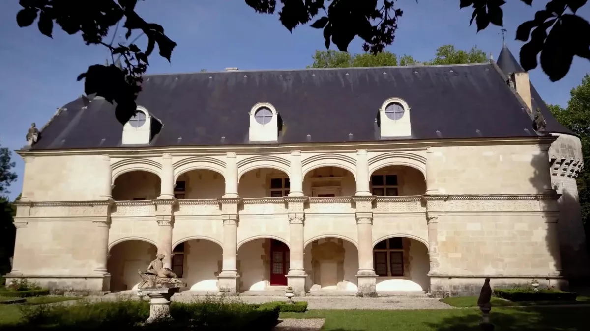 © Les Films de l'Odyssée LE POIDS DE L'HERITAGE