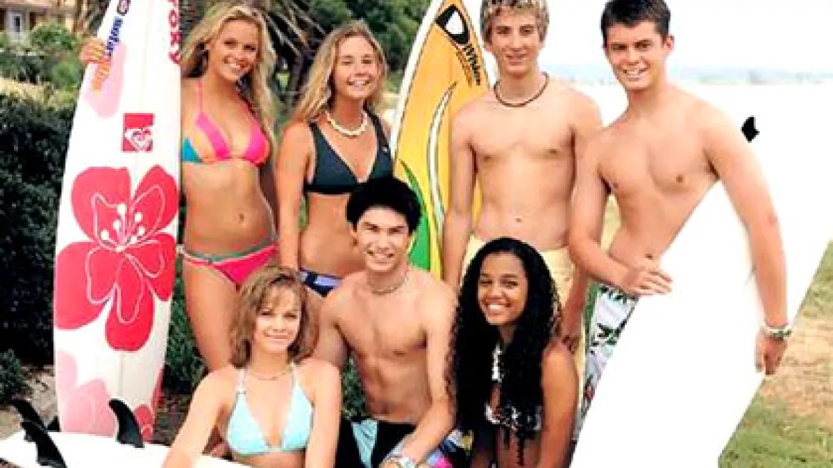 SURF ACADEMY SAISON 1 SURF ACADEMY@bluewaterhigh