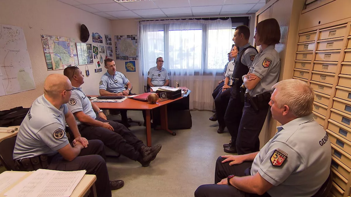 © Presse&CO ILS SONT GENDARMES (2EME PARTIE)