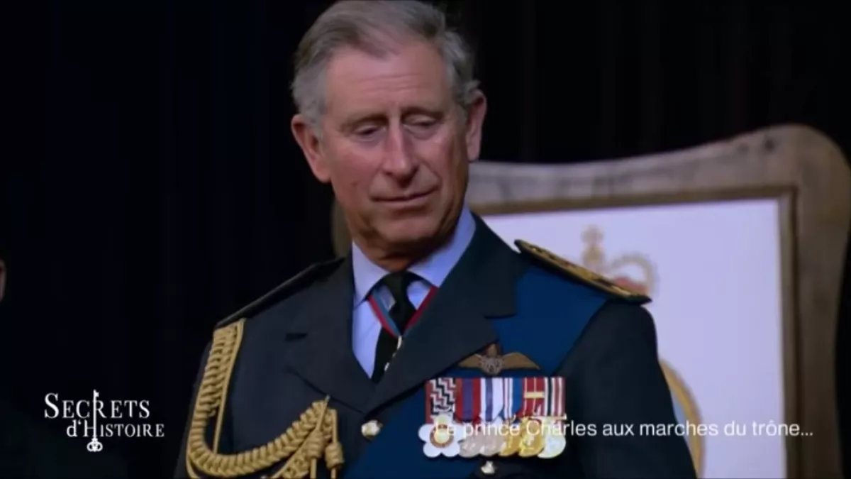SECRETS D'HISTOIRE Prince Charles, aux marches du trône… SECRETS D'HISTOIRE Prince Charles, aux marches du trône…