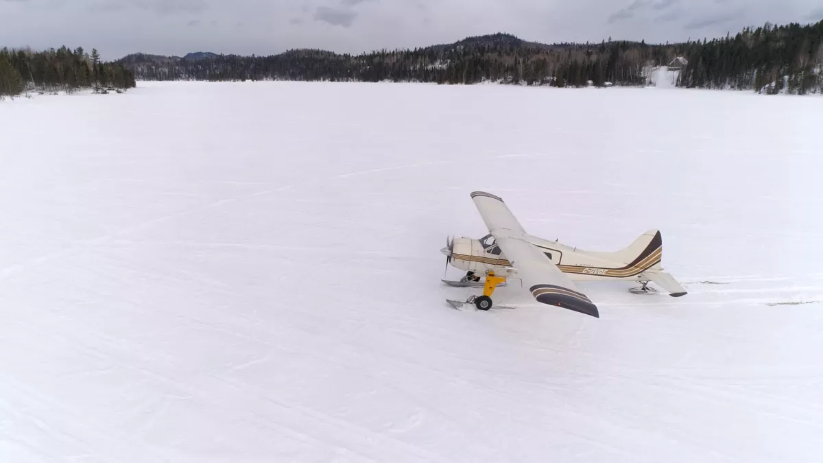 © Grand Angle Productions LES AVIONS DU BOUT DU MONDE