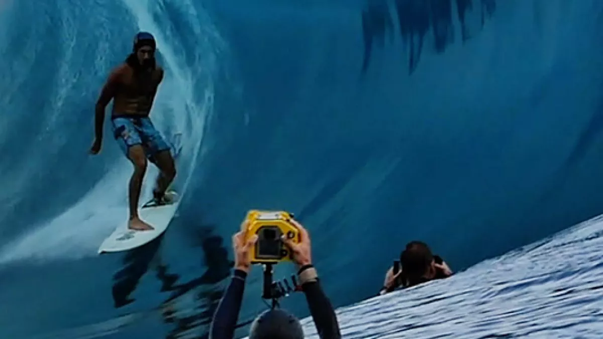 @pacifictvprod Teahupoo - mag Les dessous de la vague