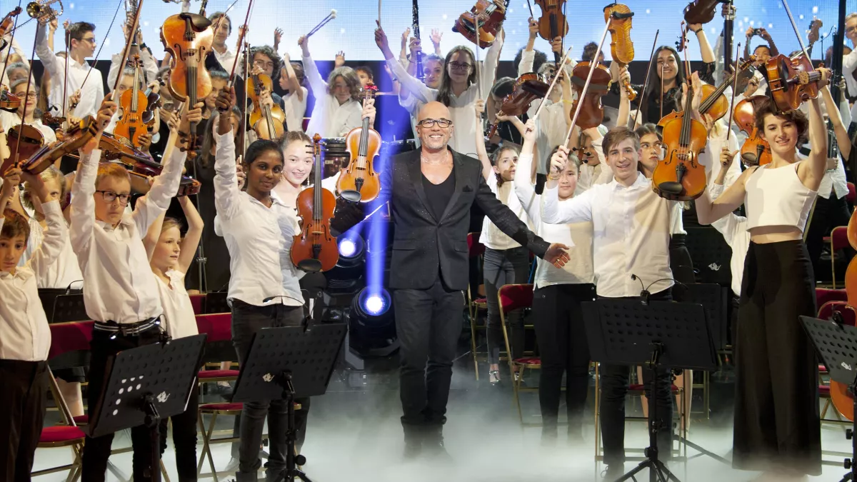(c) Ch. Lartige/FTV/CL2P SYMPHONIQUE KIDS JOUENT POUR + DE VIE