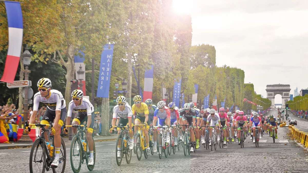 Tour de France 2019 - L'arrivée sur les champs Tour de France 2019 - L'arrivée sur les champs