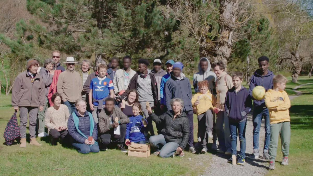 © Dream Way Productions FACE AUX MIGRANTS