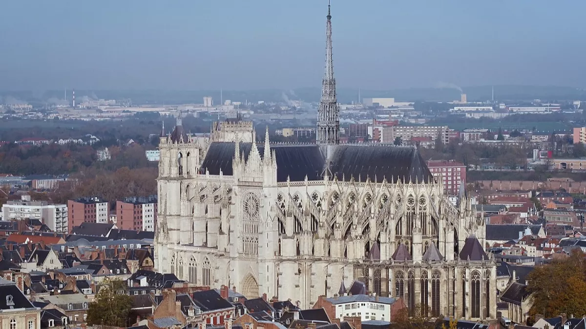 EN PICARDIE, ENTRE TERRE ET MER EN PICARDIE, ENTRE TERRE ET MER