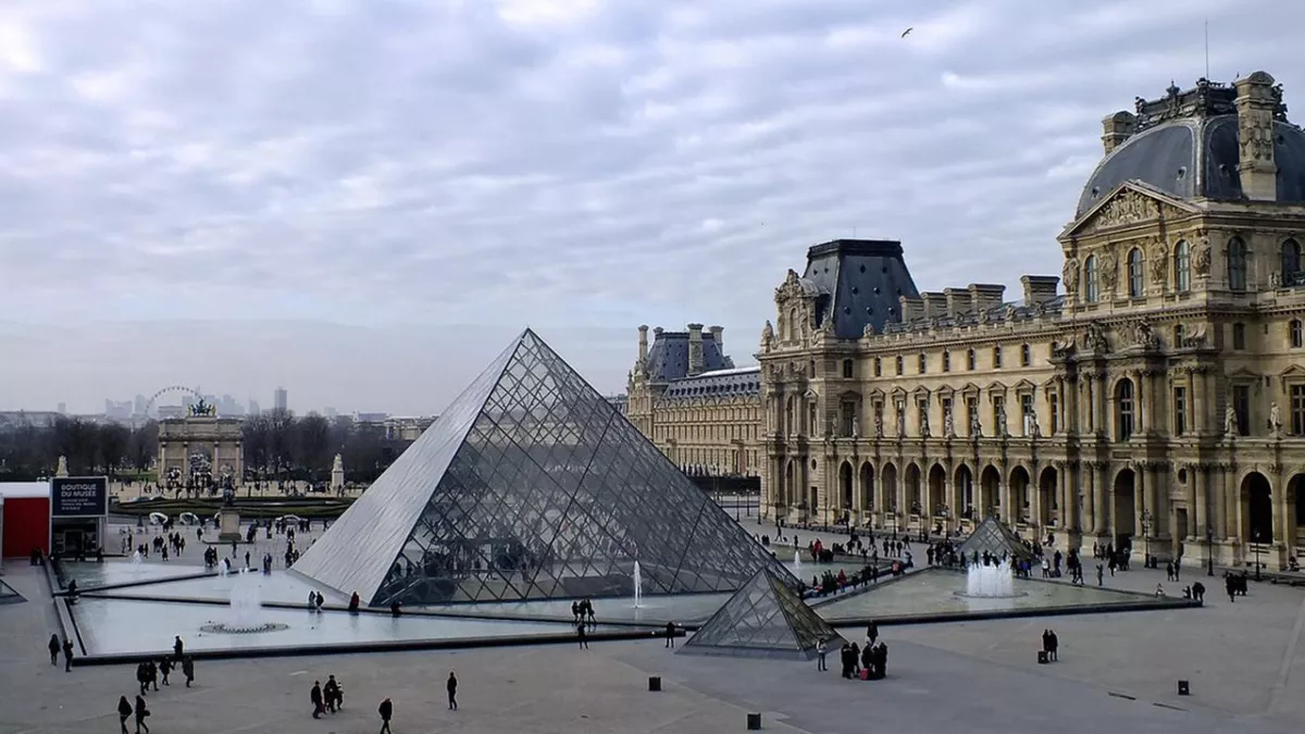 Le Louvre Le Louvre