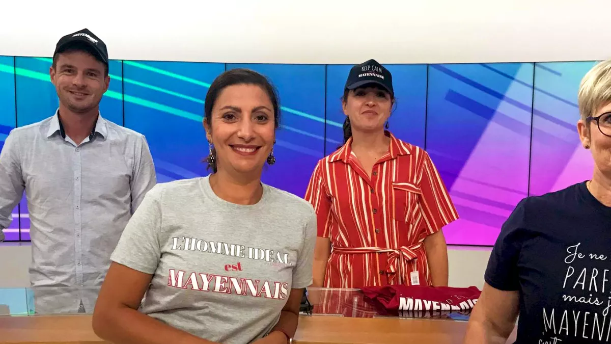 Julien Le Floch Chargé de projet mobilités association Alisée, Ahlam Noussair, Marion Andro Co-dirigeante agence B Side, Nelly Gilbert, coiffeuse et créatrice des casquettes et tee-shirts. Julien Le Floch Chargé de projet mobilités association Alisée, Ahlam Noussair, Marion Andro Co-dirigeante agence B Side, Nelly Gilbert, coiffeuse et créatrice des casquettes et tee-shirts.