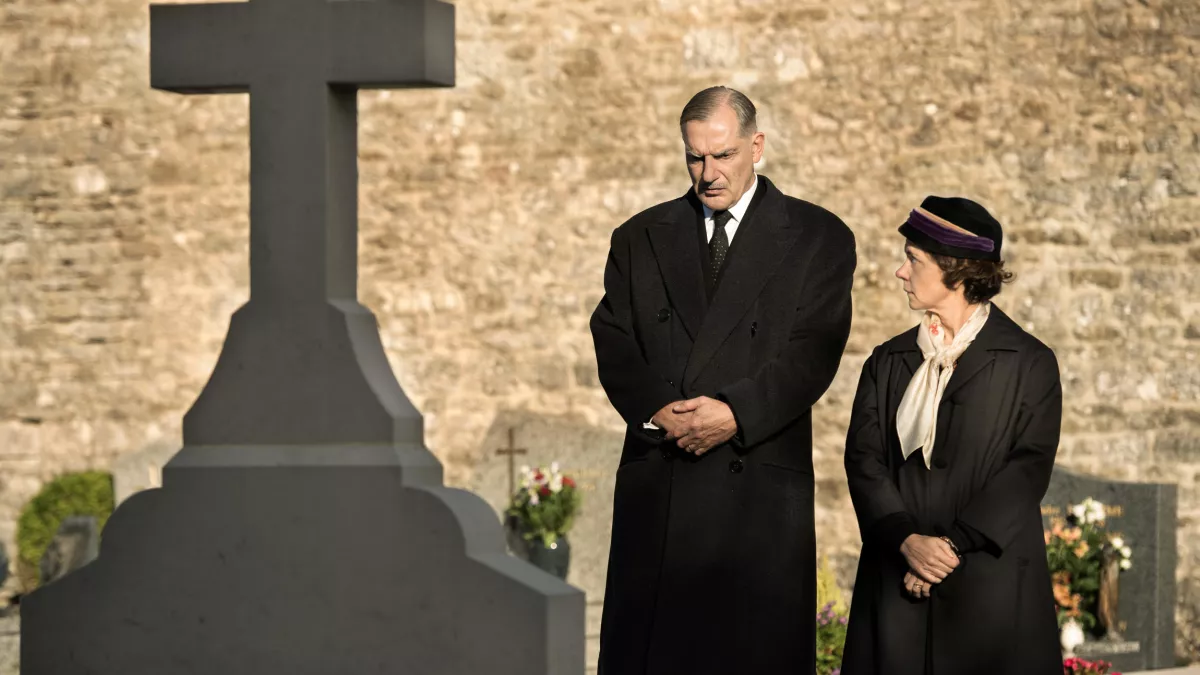 DE GAULLE, L'ÉCLAT ET LE SECRET