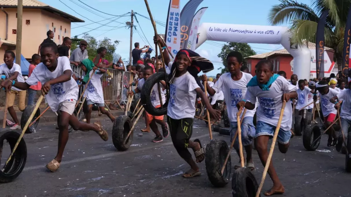 Course de pneus à Mayotte