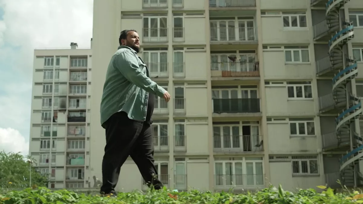 Big Sof, un danseur hors format Rencontre avec Sofiane, un danseur pas comme les autres dans un documentaire touchant à voir samedi 24 août à 22h00.
