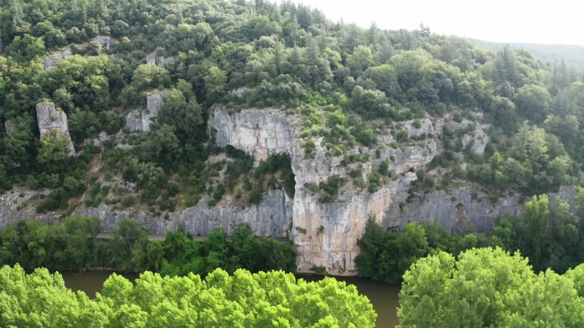 Dans les gouffres du Quercy