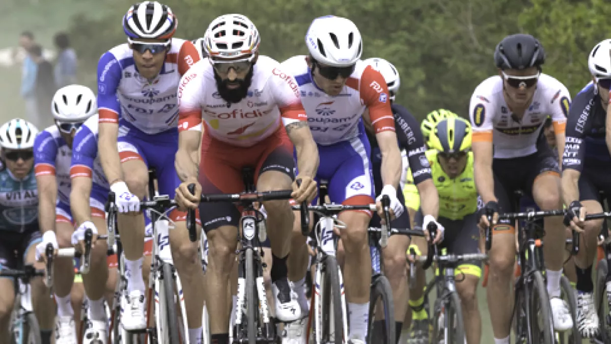 Peloton Tro Bro Leon © Sébastien Delaunay