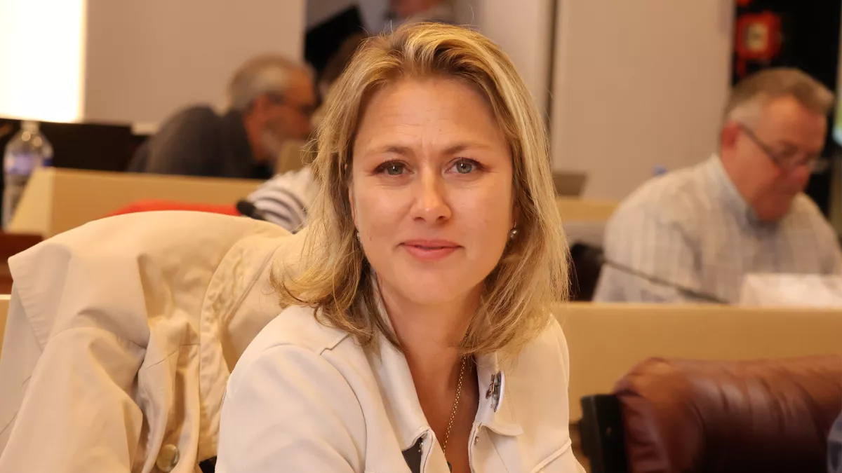 Elise Moreau Elise Moreau