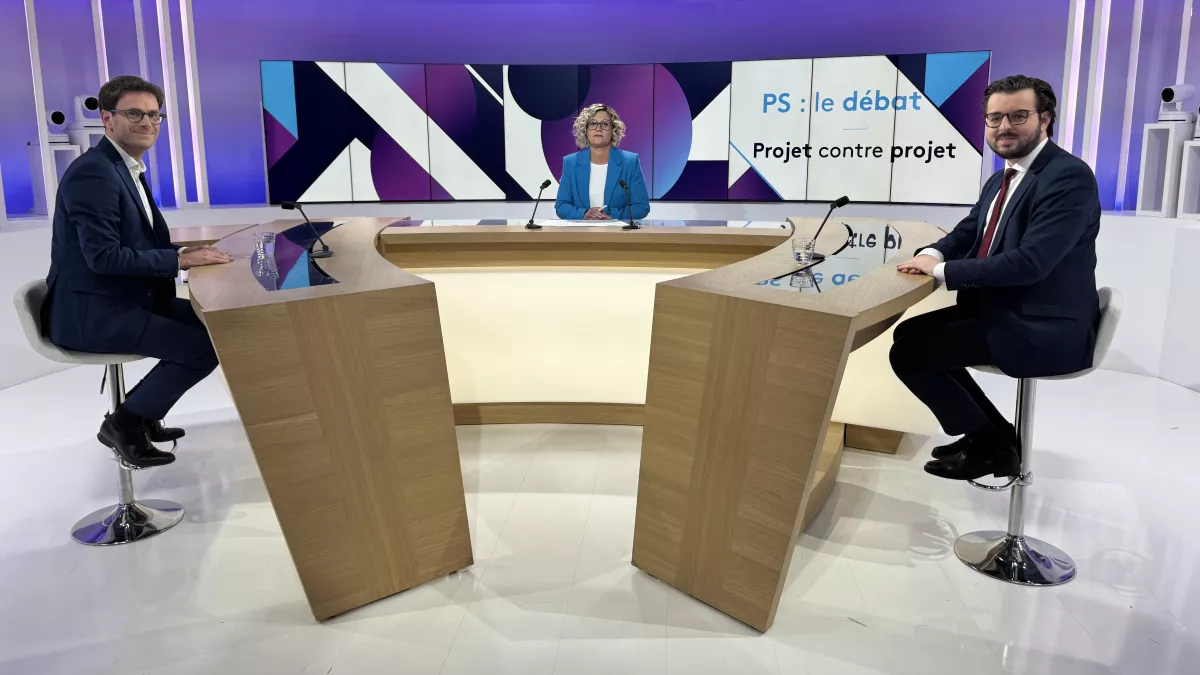 Dimanche en Politique