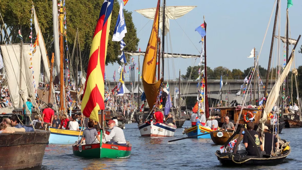 la grande parade pavoisée festival de Loire 2023