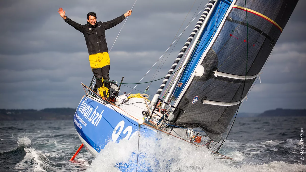 Tomas sur son bateau Frankiz