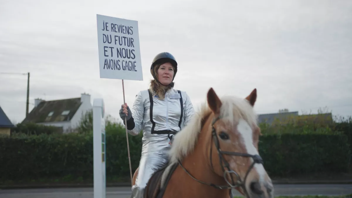 retour à Plabennec : Annaïg sur un cheval