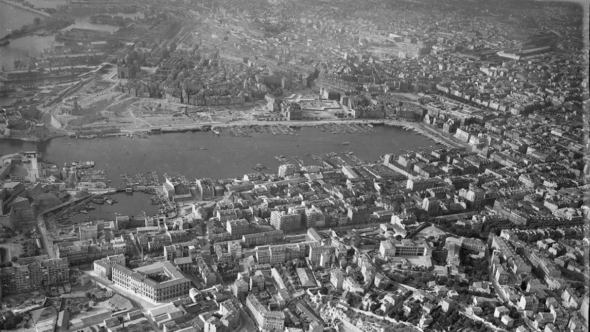 Documentaire "La rafle oubliée" : photo d'archive du Vieux-Port de Marseille