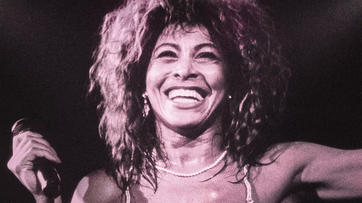 SIMPLY THE BEST : TINA TURNER EN HERITAGE © Entertain Me Publising LTD