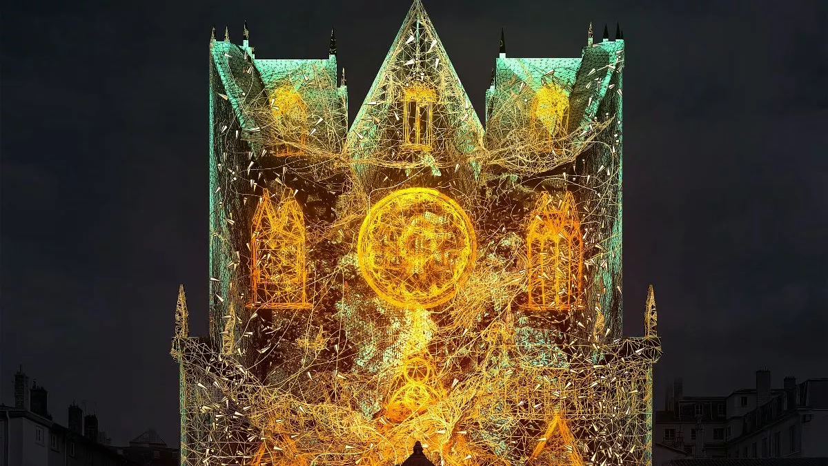 Cathédrale Saint-Jean illuminée