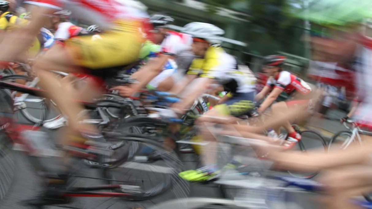 cyclisme : course cyclistes sur route