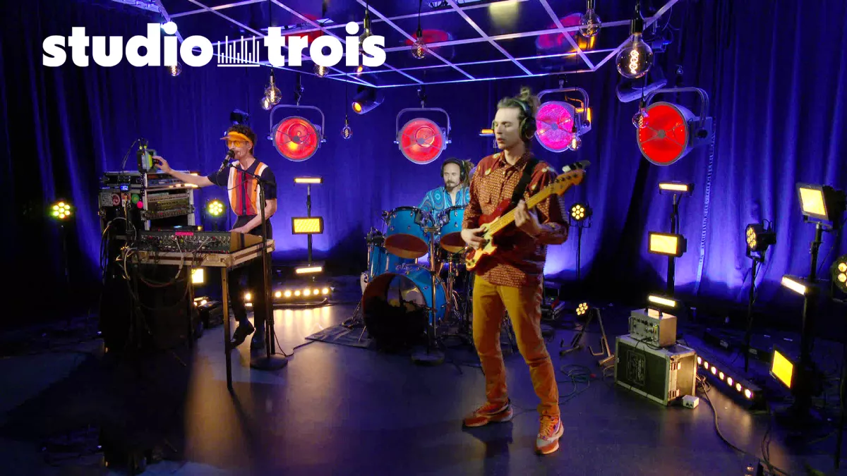 studio 3
