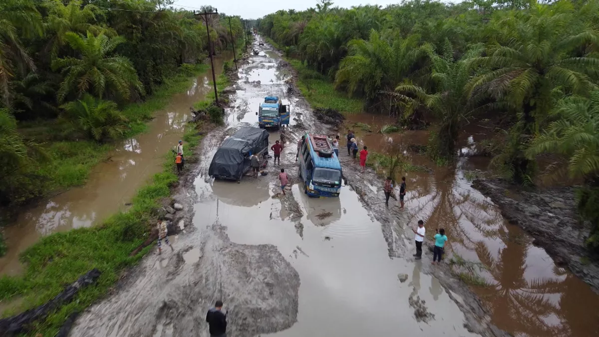LES ROUTES DE L'IMPOSSIBLE