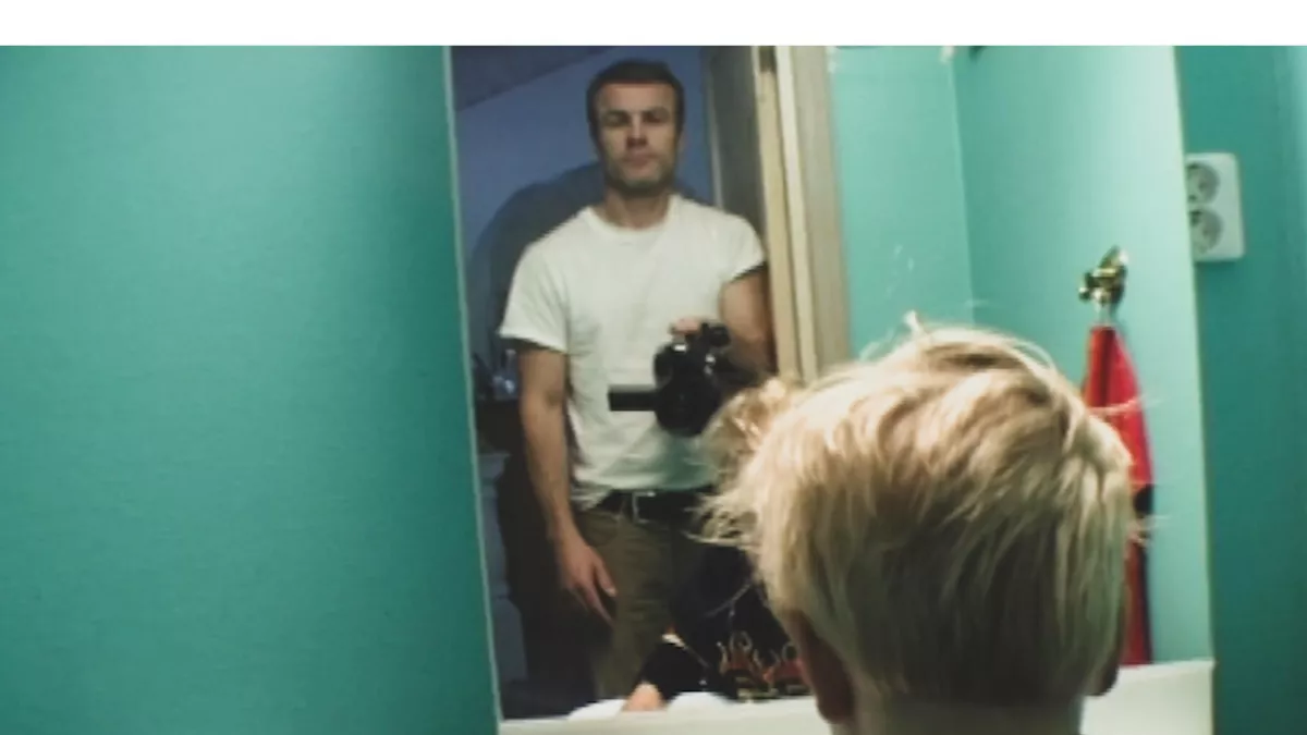Portrait of a Confused Father 002 ©2025 UpNorth Film, Little Big Story, France Televisions.jpeg