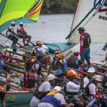 Tour de Martinique des Yoles Rondes