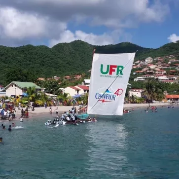 Tour de Martinique des Yoles Rondes