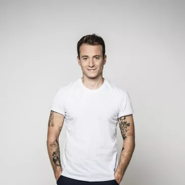 HUGO CLEMENT