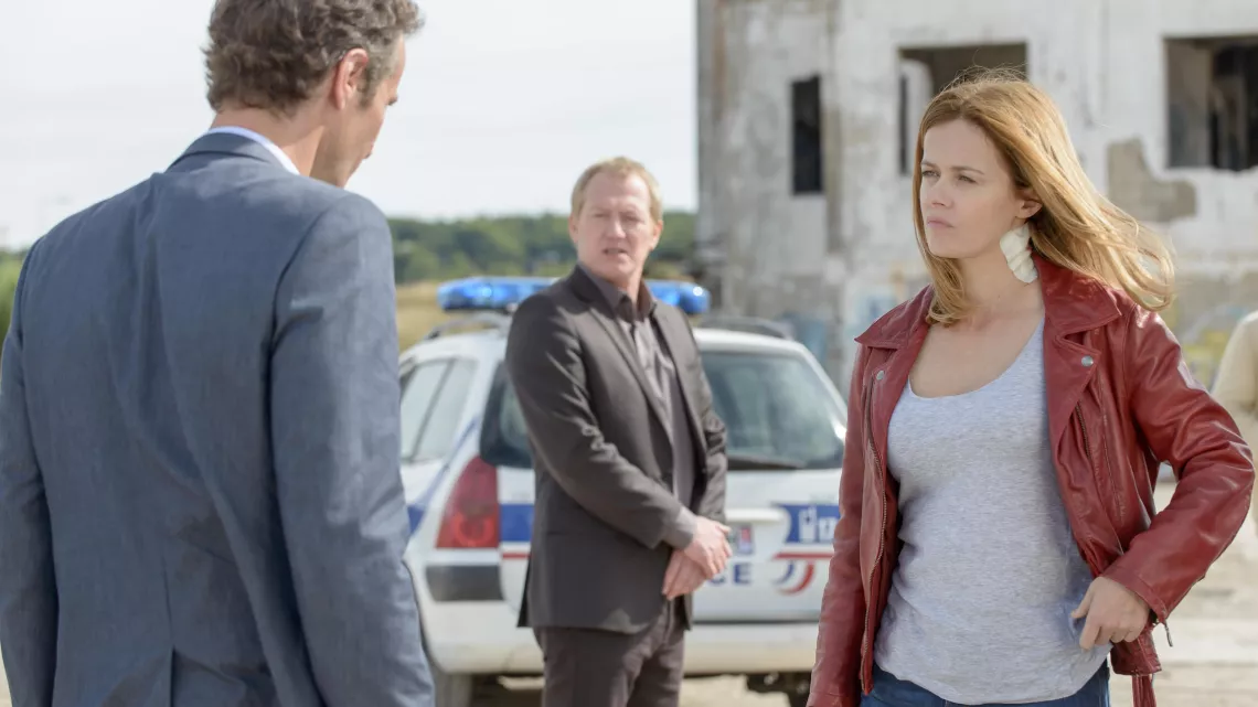 Caïn S4, Guillaume Croimoisan (Stéphane Chaumeil), Frédéric Pellegeay (Moretti), Julie Delarme (Lucie) 