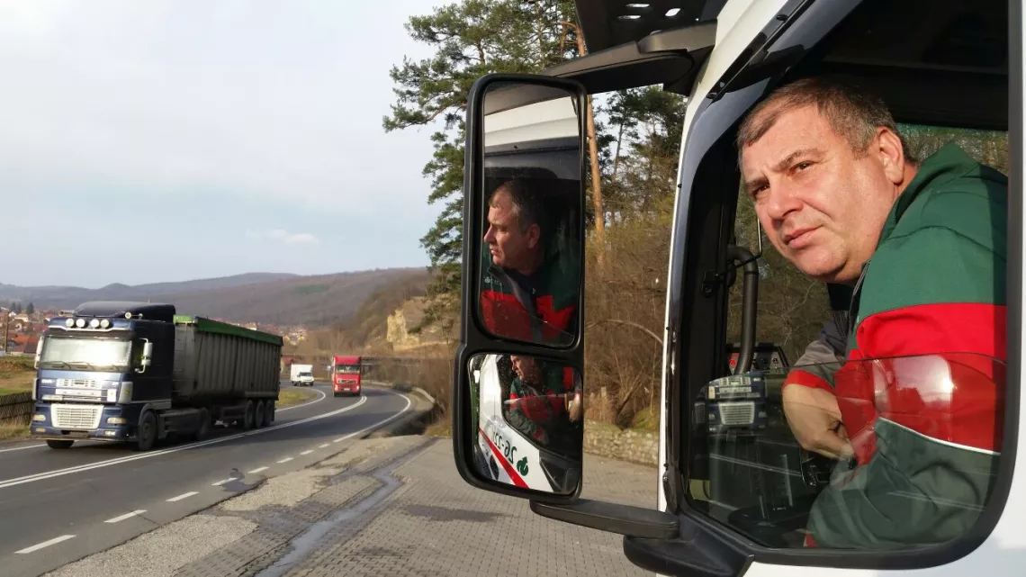 Bogdan, chauffeur routier sur la route des Carpathes © Ftv