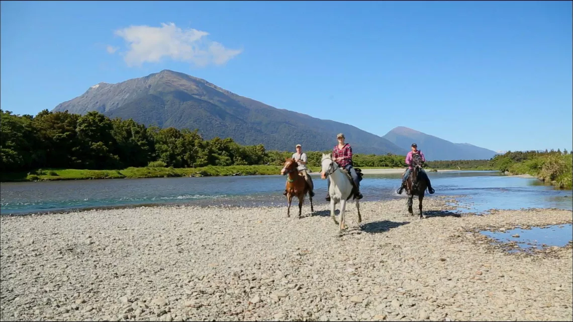 les cowboys du fleuve Waiatoto